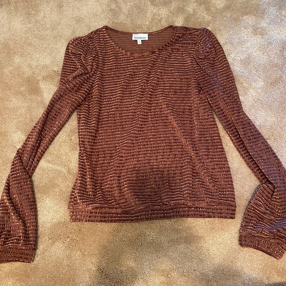 Heartloom top